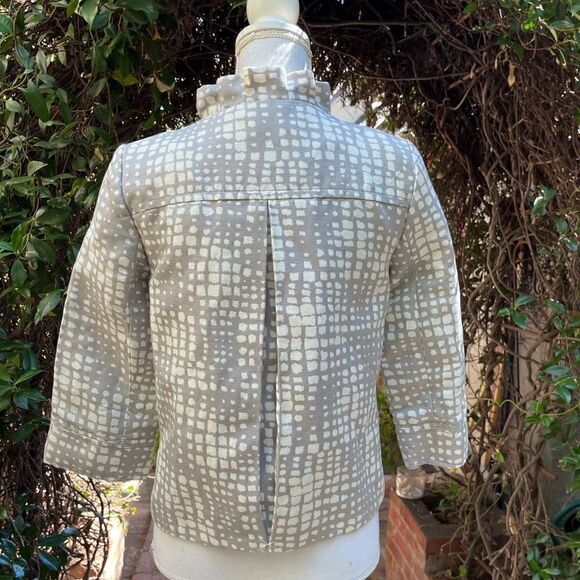 J. CREW GEO PRINT CROPPED COCKTAIL JACKET GRAY IVORY RUFFLED COLLAR BLAZER XS-S* - Picture 8 of 16